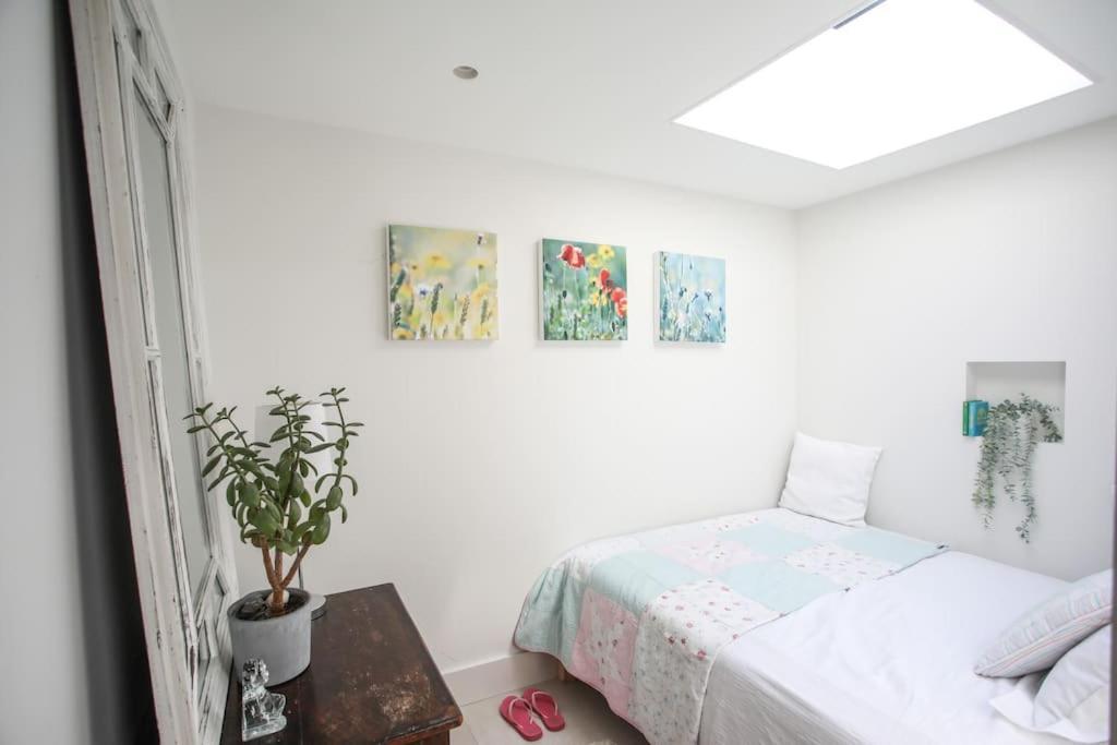 Stunning, Architecturally Designed Garden Studio With Parking Londra Exterior foto